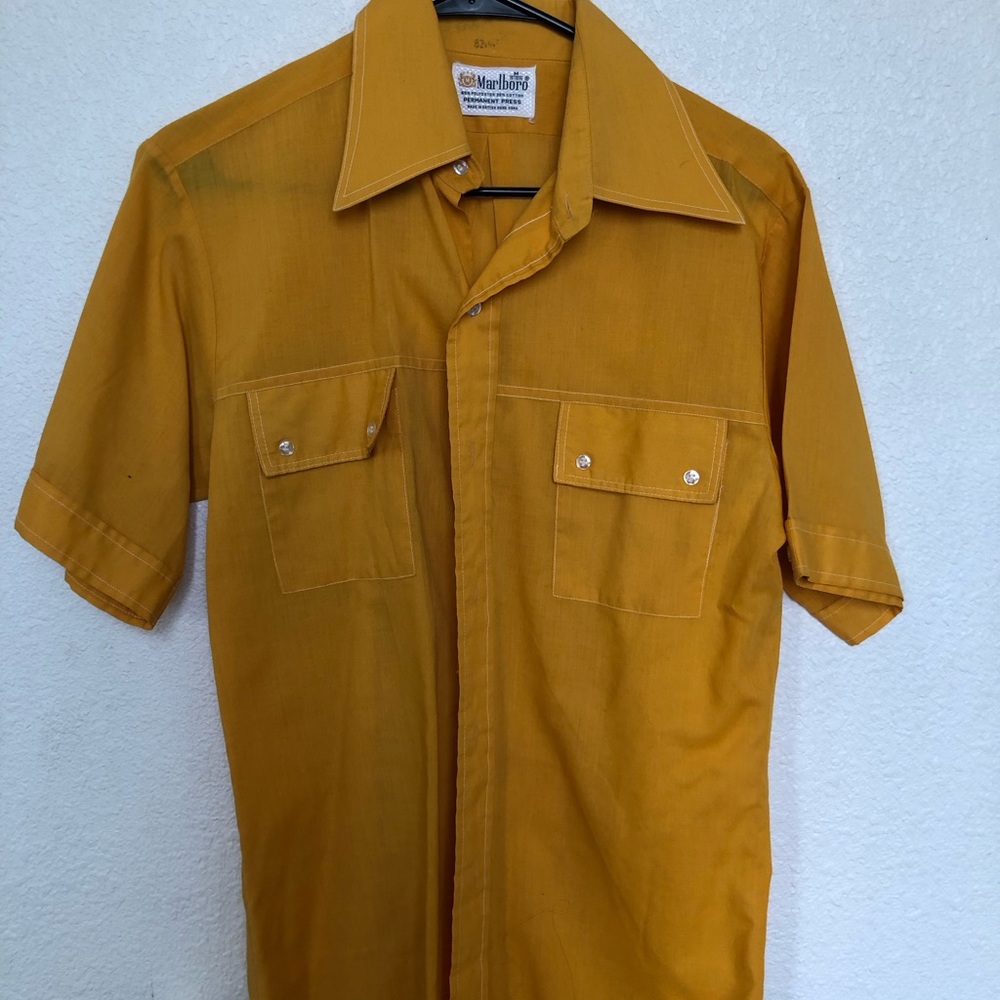 Vintage Marlboro Button Up